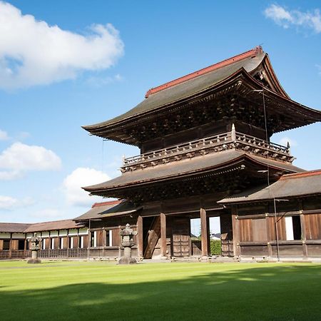 Kadokyu Ryokan Takaoka Buitenkant foto