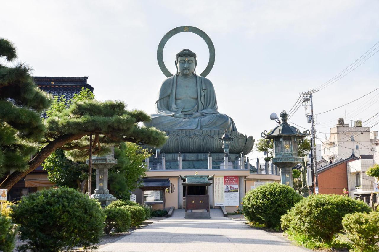 Kadokyu Ryokan Takaoka Buitenkant foto