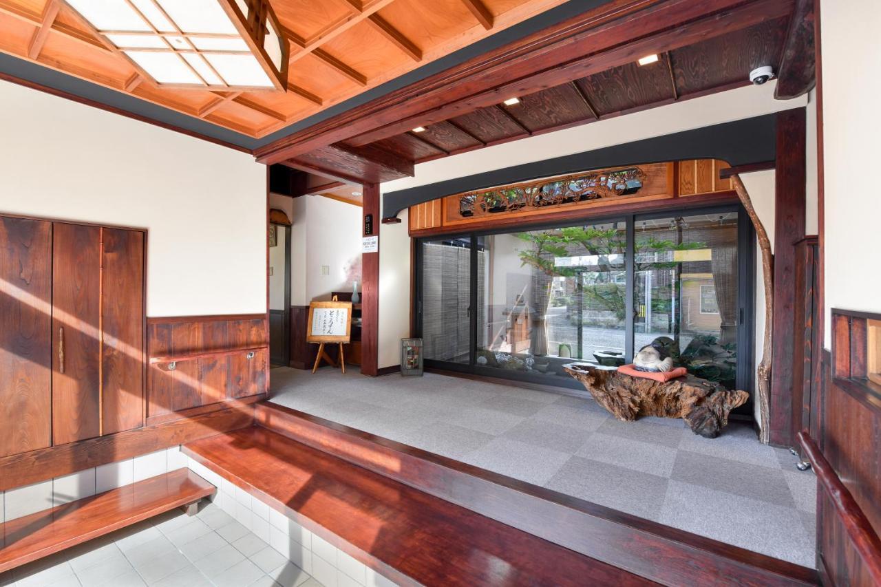 Kadokyu Ryokan Takaoka Buitenkant foto