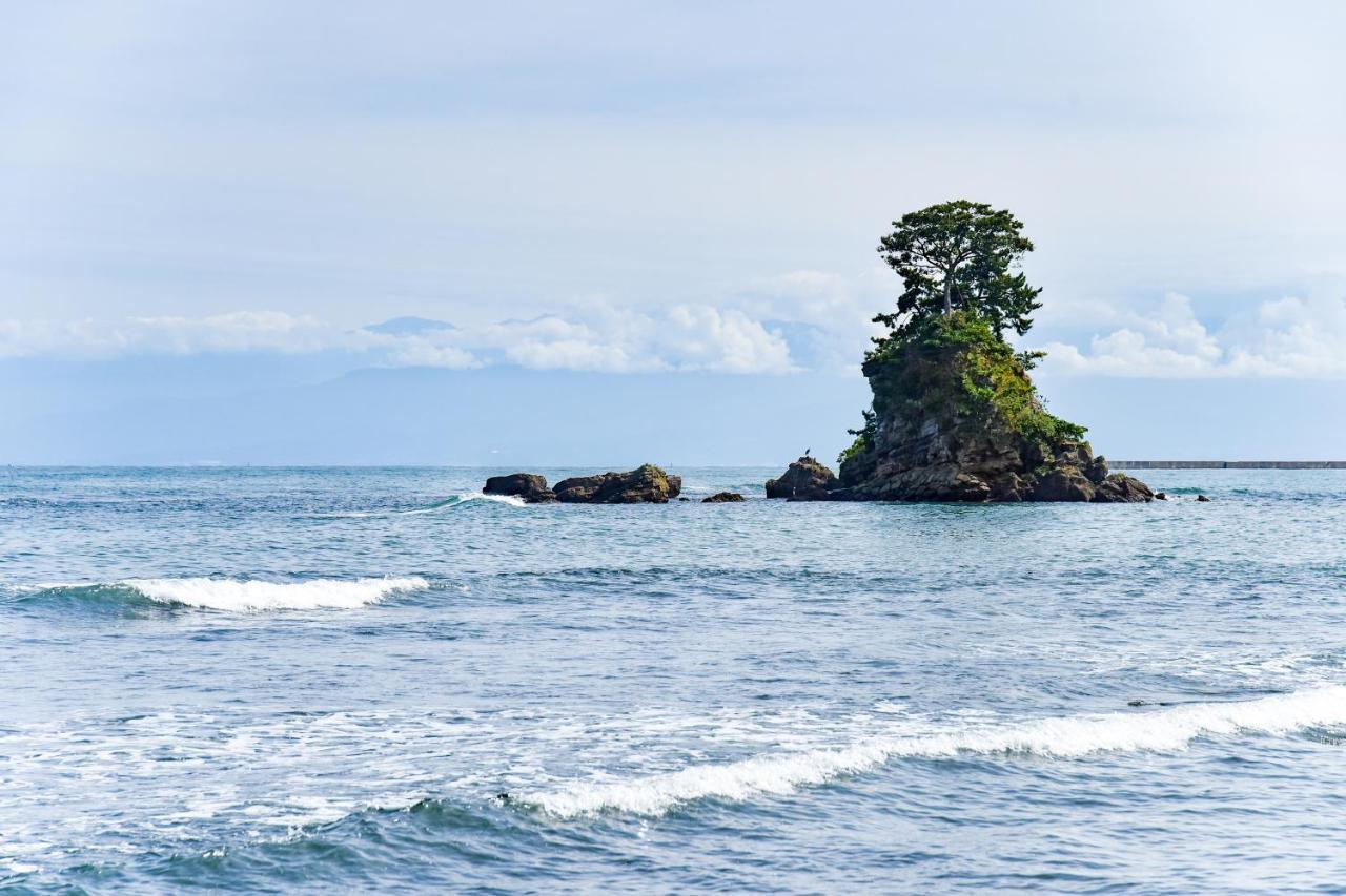 Kadokyu Ryokan Takaoka Buitenkant foto