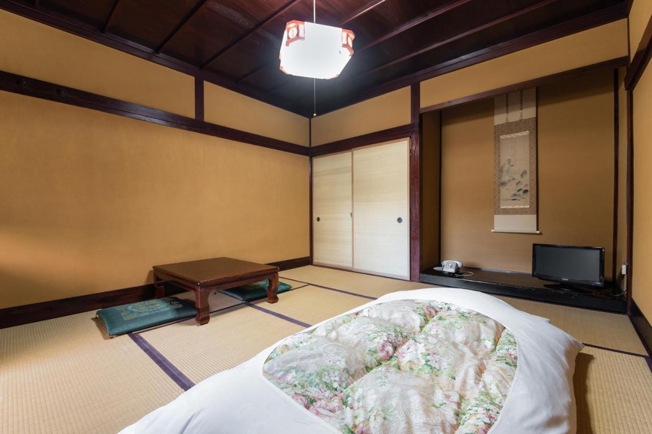 Kadokyu Ryokan Takaoka Buitenkant foto
